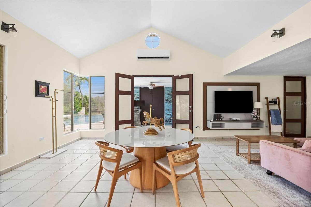 351 CAMINO DE LOS LIRIOS — photo 14 of 32