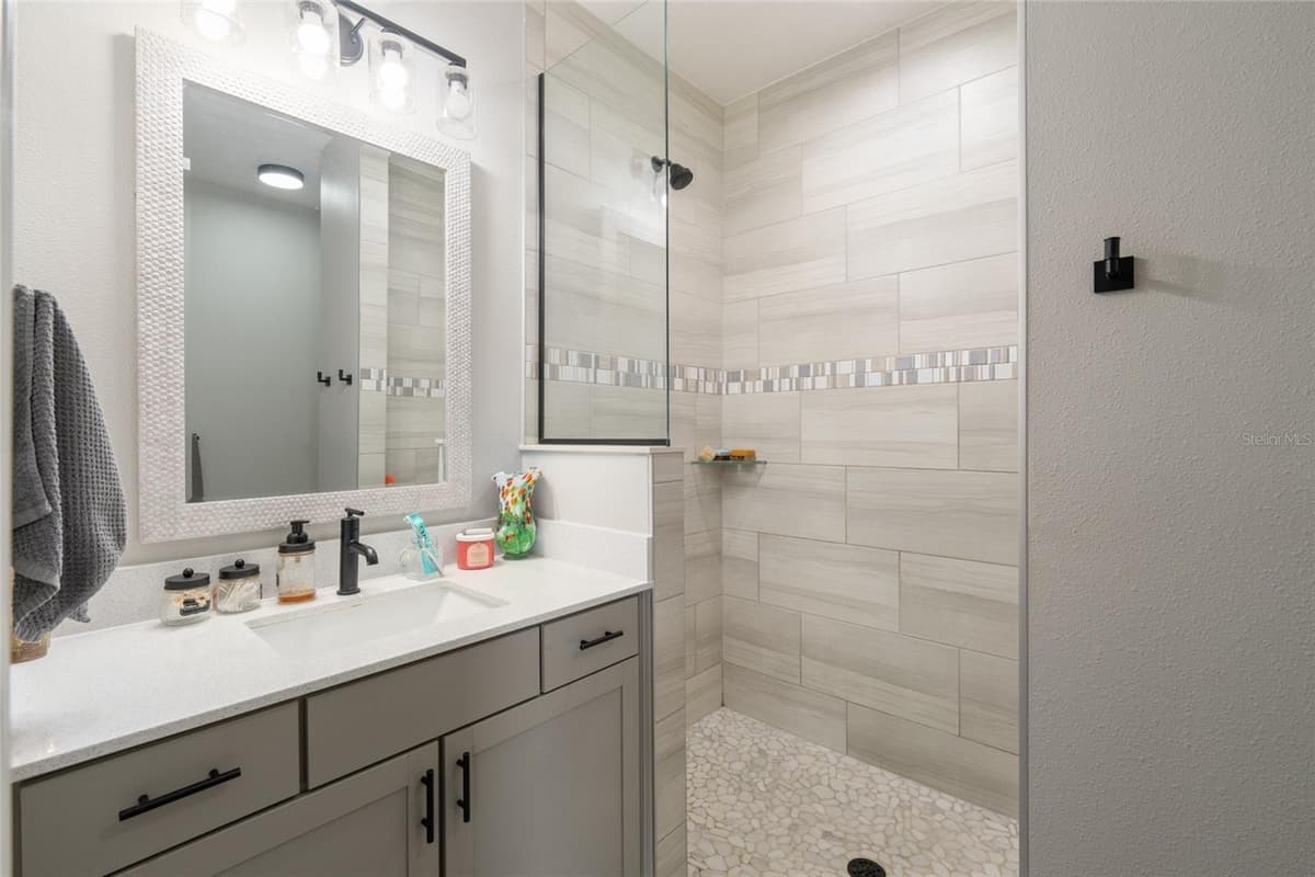4821 SUNNYSIDE DRIVE — photo 42 of 98
