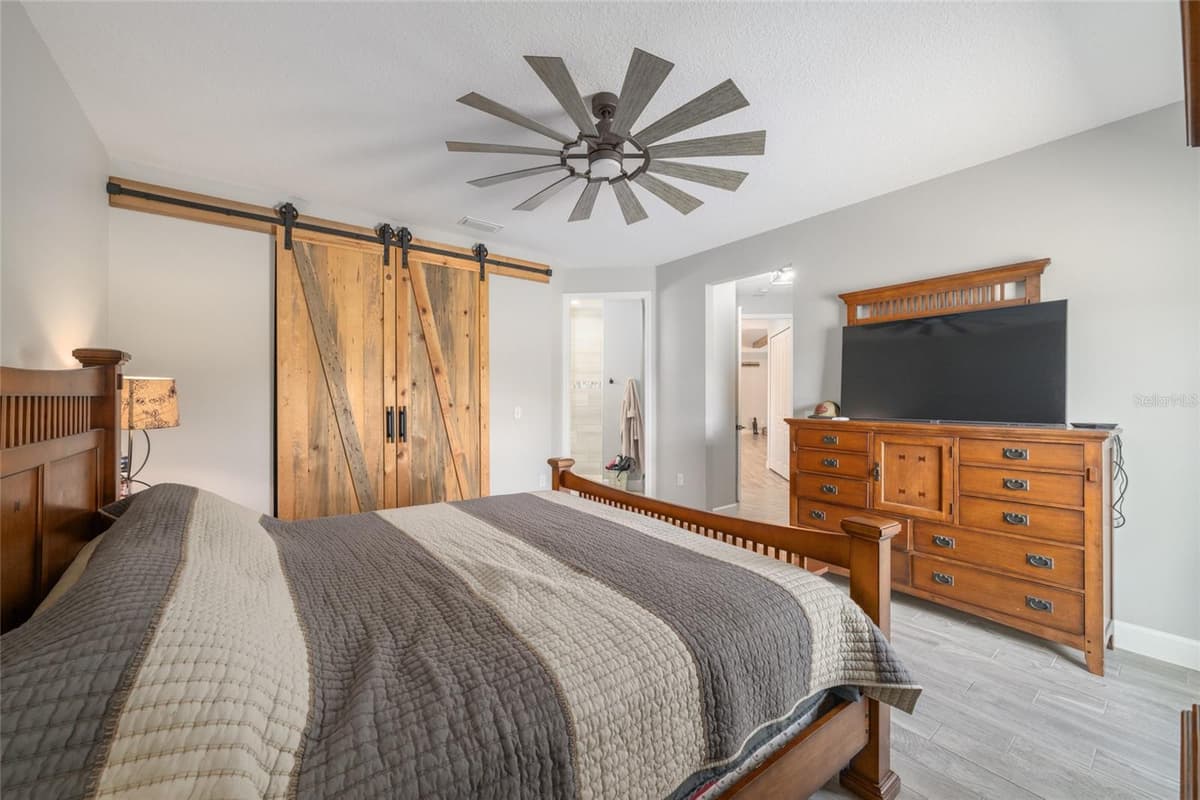 4821 SUNNYSIDE DRIVE — photo 40 of 98