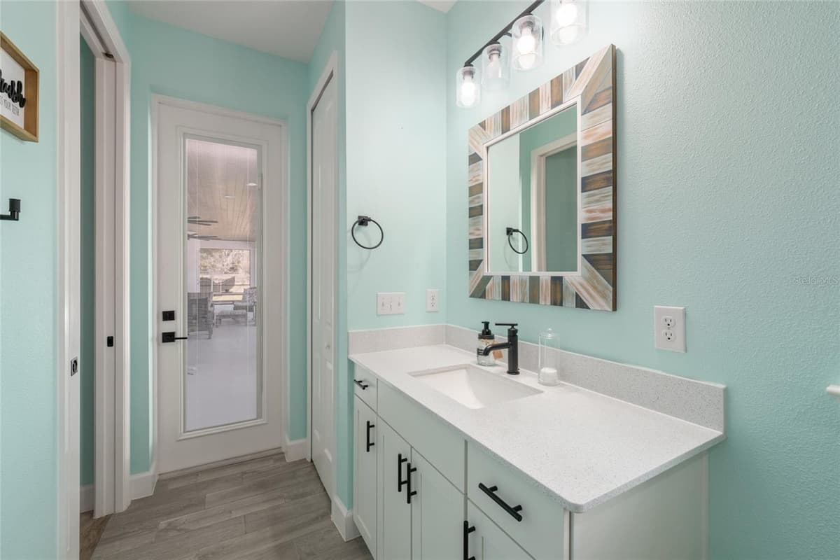 4821 SUNNYSIDE DRIVE — photo 36 of 98