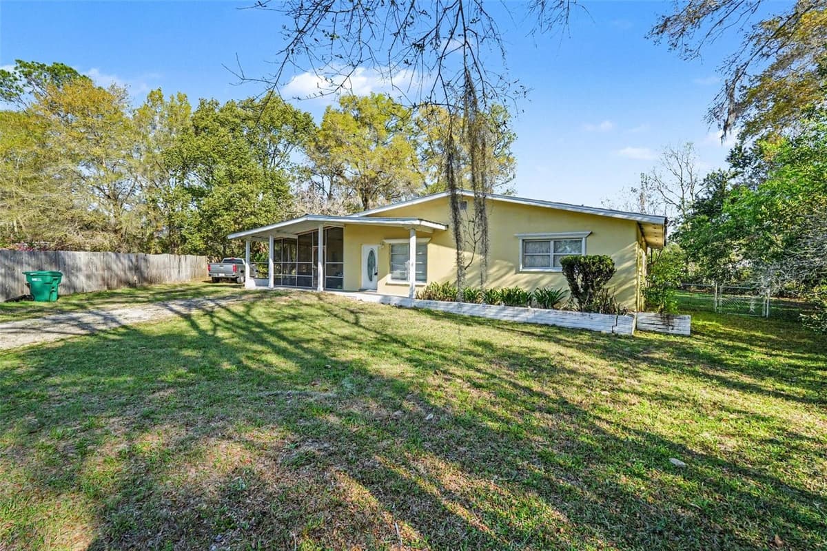 9101 SUNSET POINT — photo 3 of 17