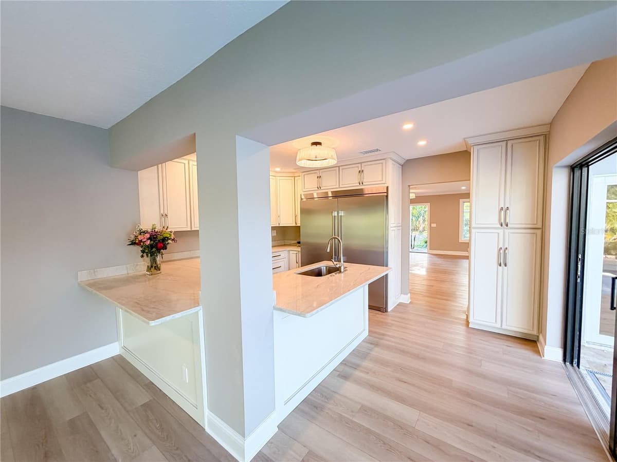 410 56TH AVENUE — photo 5 of 18