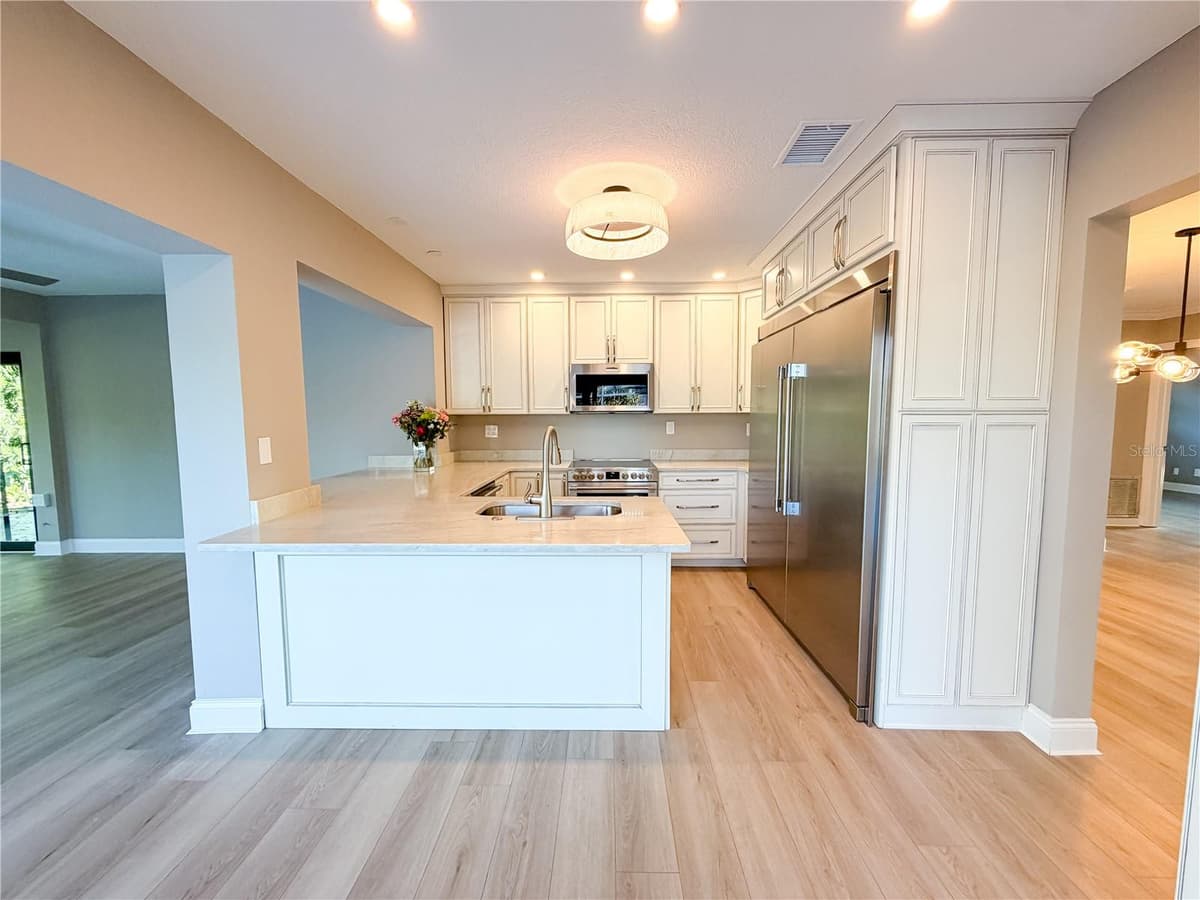 410 56TH AVENUE — photo 3 of 18
