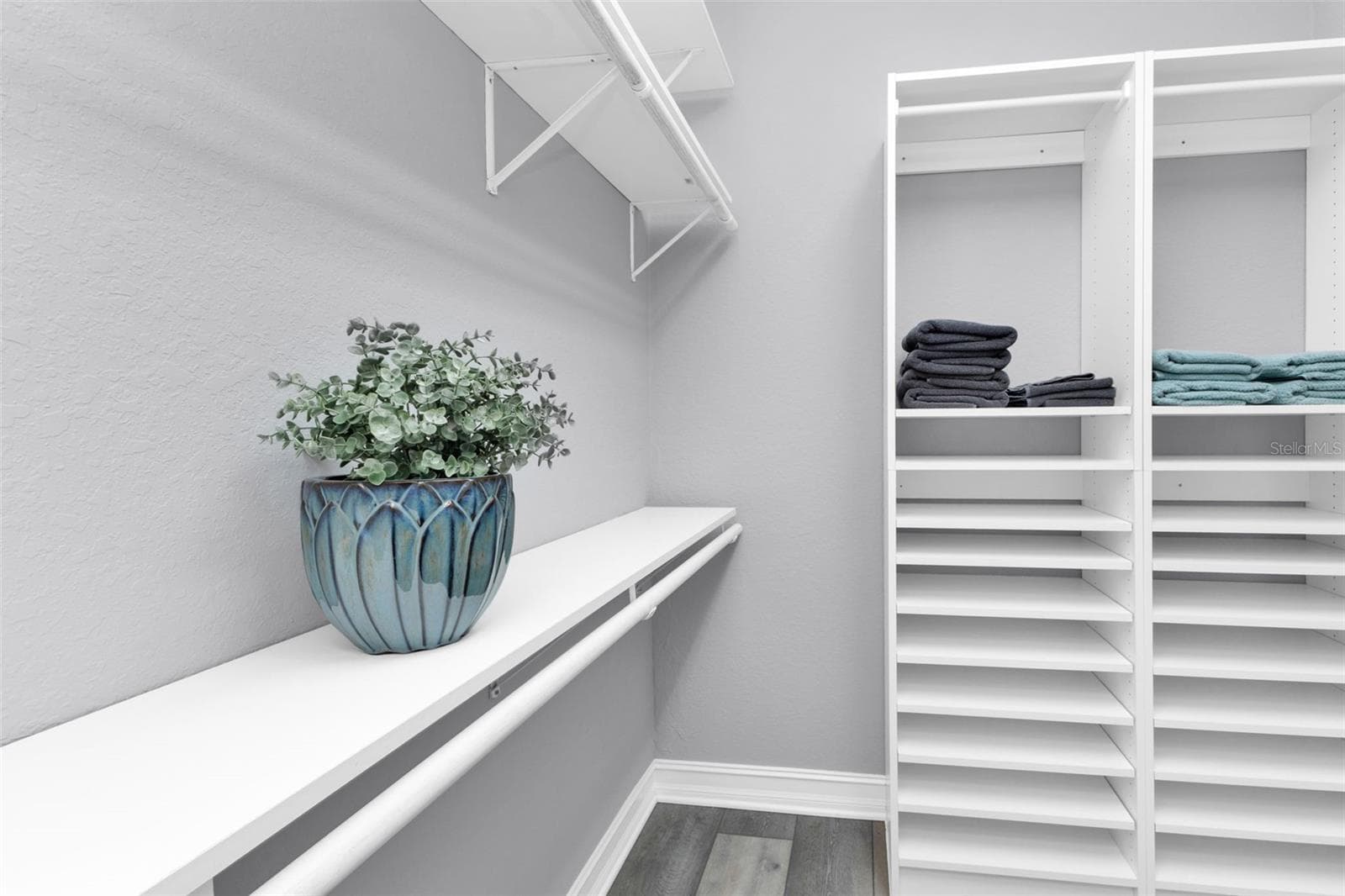360 CAPRI ISLES COURT — photo 59 of 90