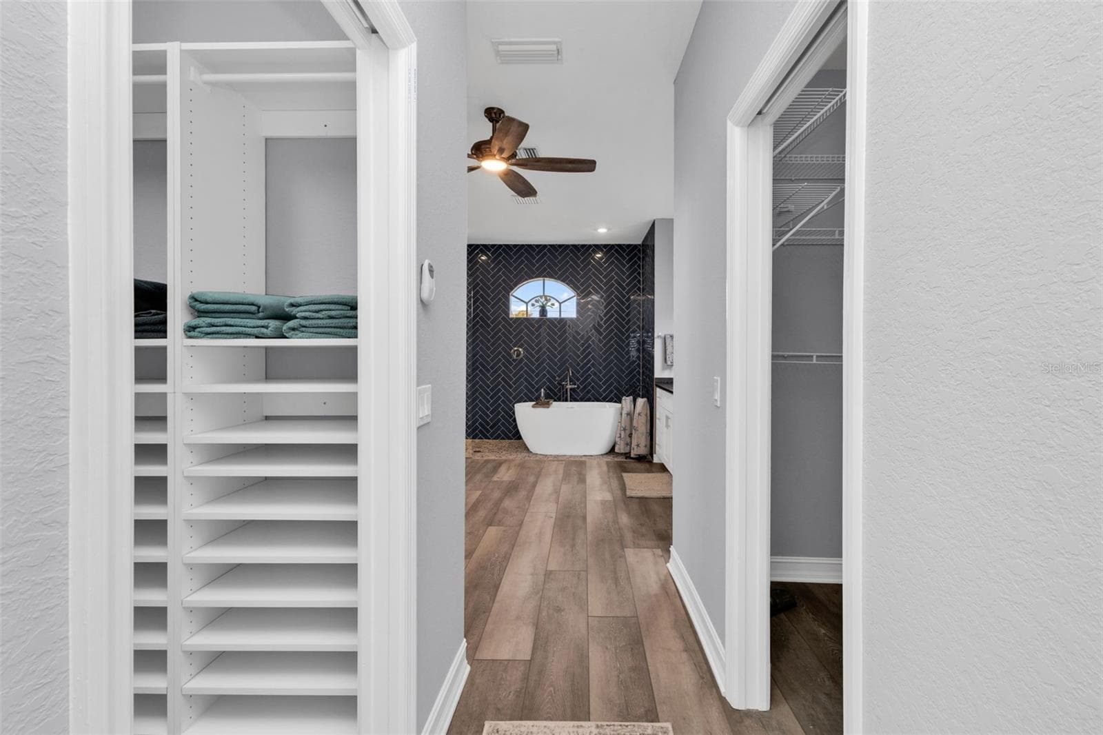 360 CAPRI ISLES COURT — photo 57 of 90