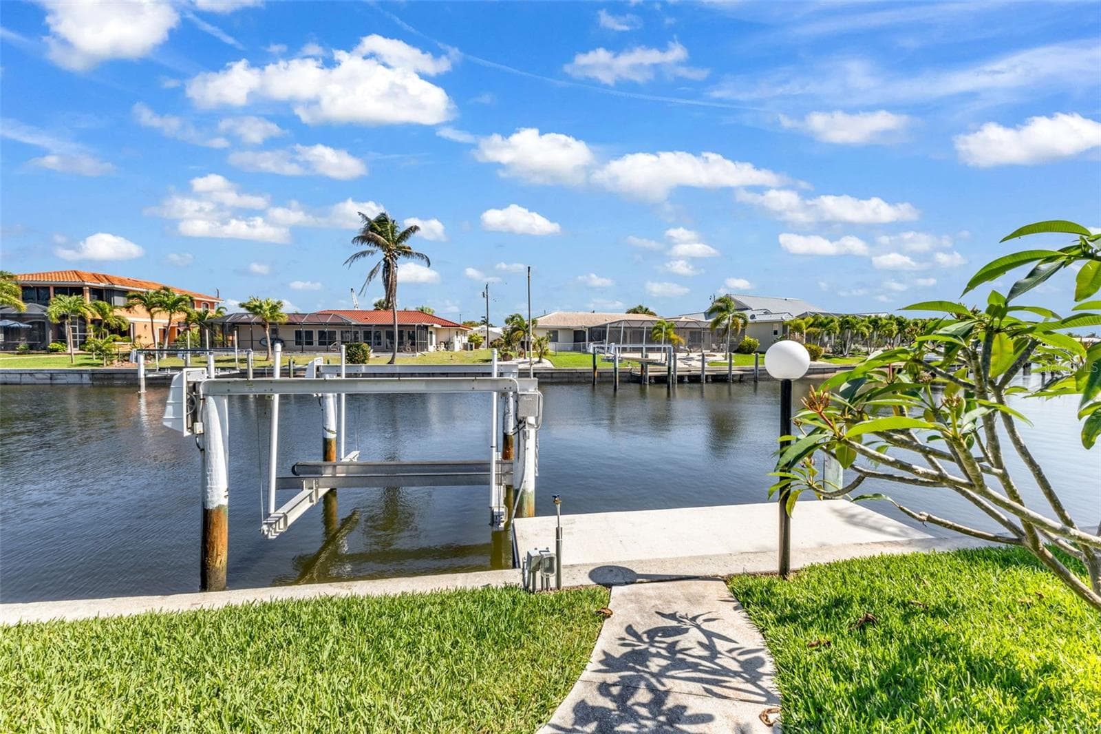 360 CAPRI ISLES COURT — photo 83 of 90