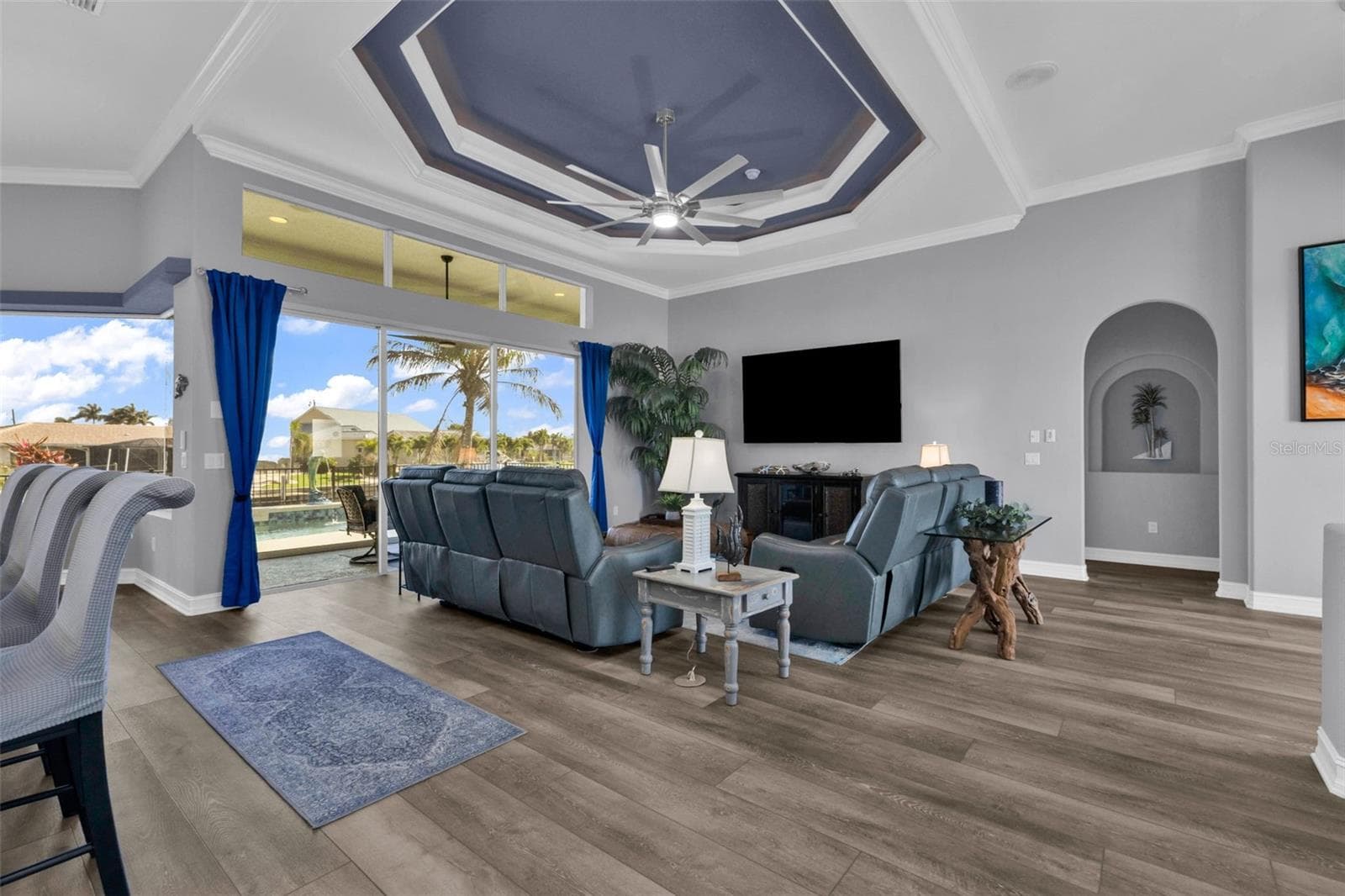 360 CAPRI ISLES COURT — photo 14 of 90