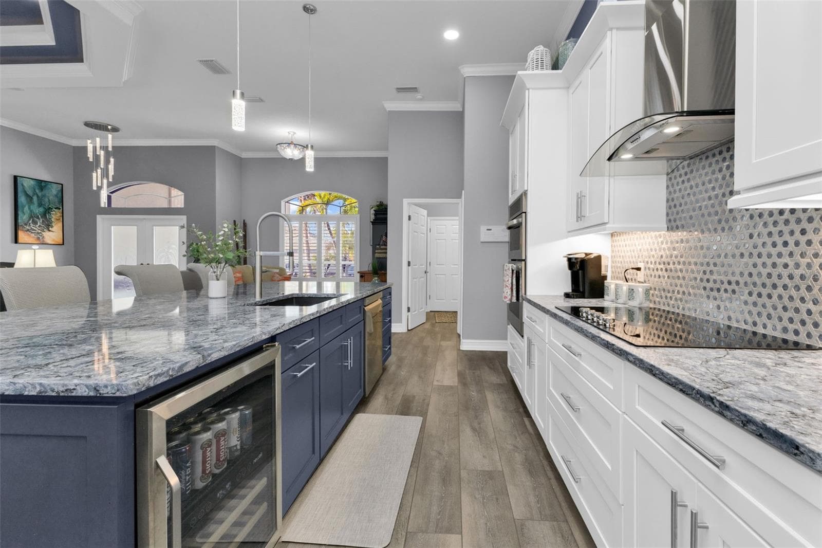 360 CAPRI ISLES COURT — photo 29 of 90