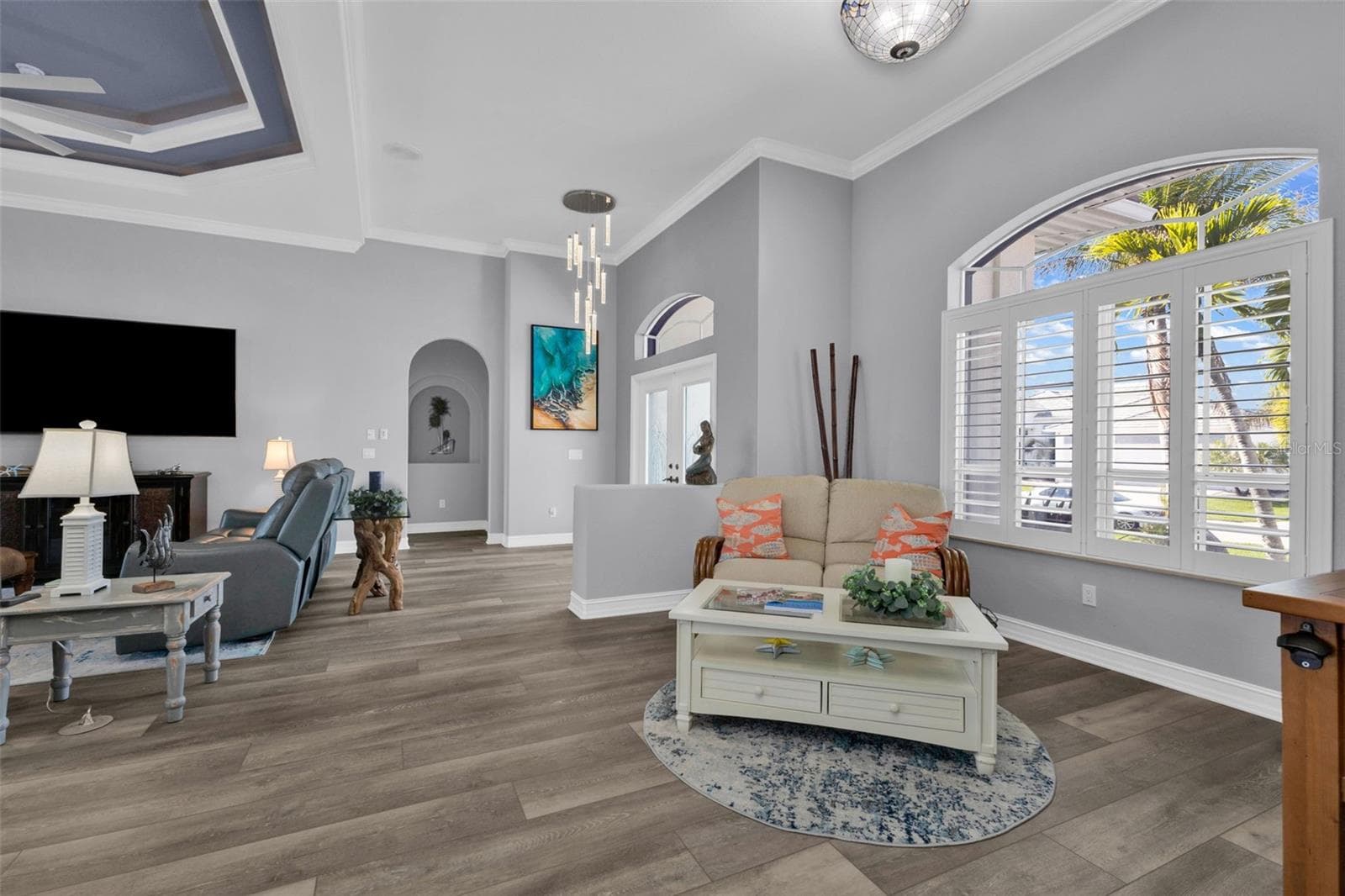 360 CAPRI ISLES COURT — photo 13 of 90