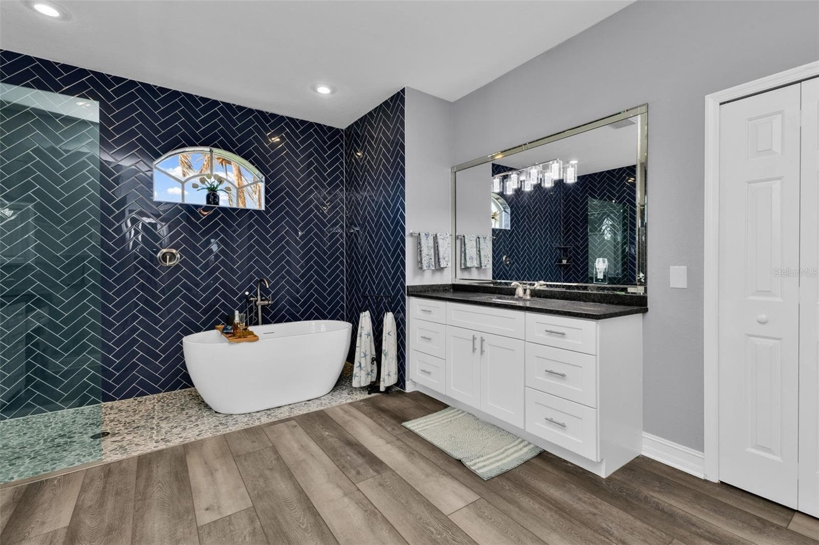 360 CAPRI ISLES COURT — photo 62 of 90