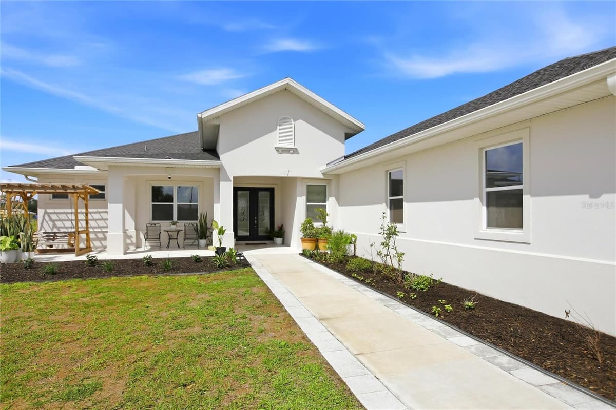 10080 WAUCHULA ROAD — photo 6 of 55