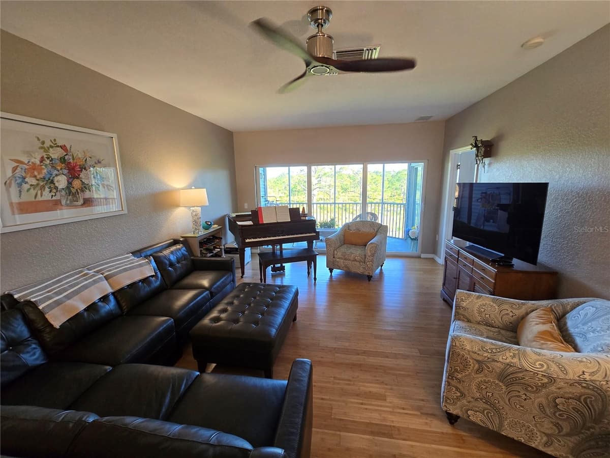 3919 CAPE HAZE DRIVE — photo 14 of 32