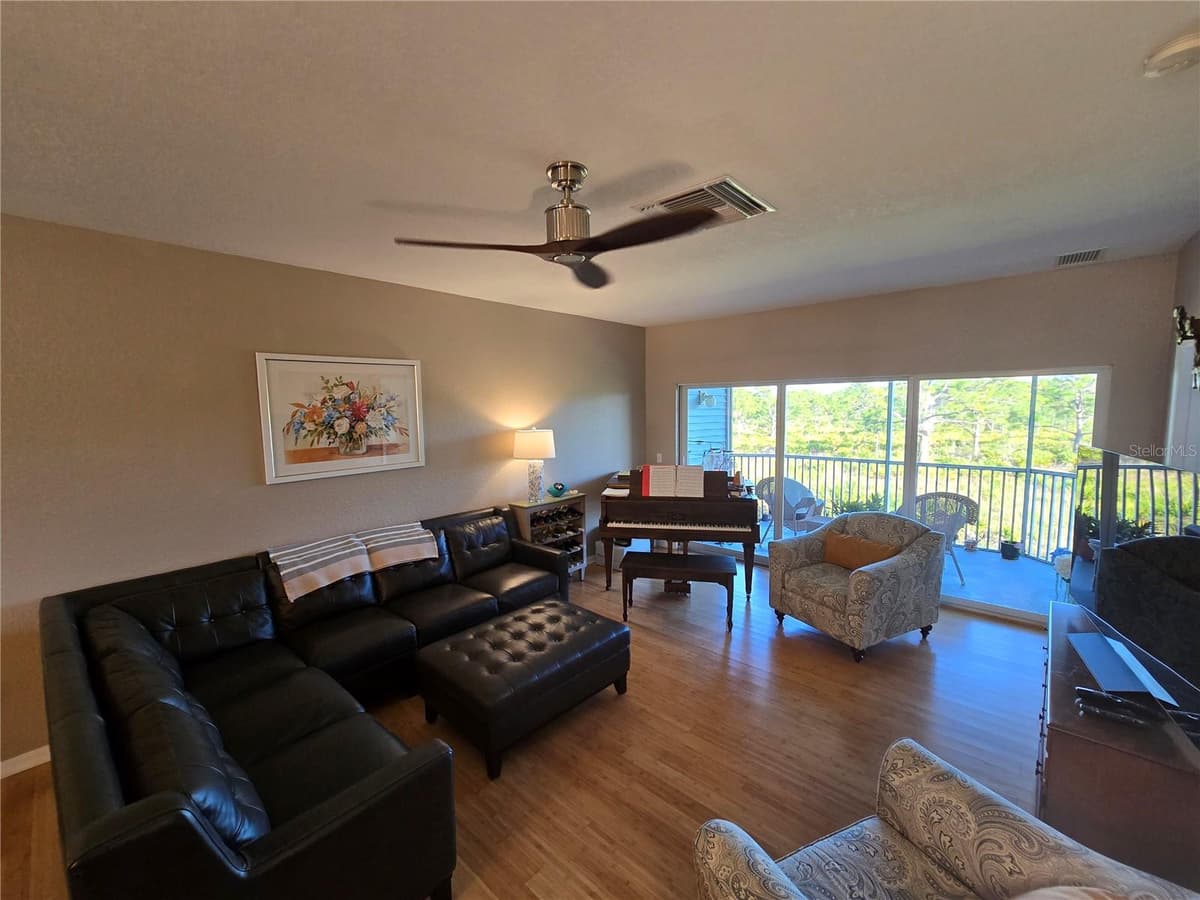 3919 CAPE HAZE DRIVE — photo 15 of 32