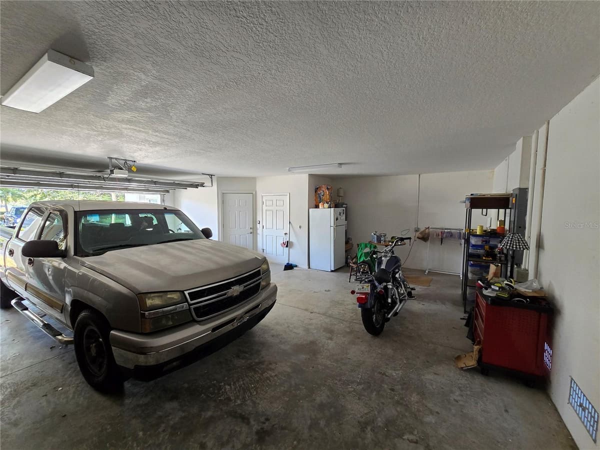 3919 CAPE HAZE DRIVE — photo 27 of 32