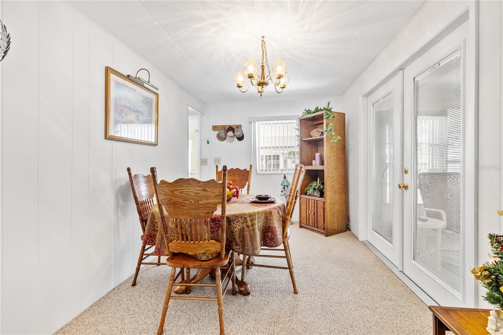 203 HARVEST LANE — photo 13 of 43