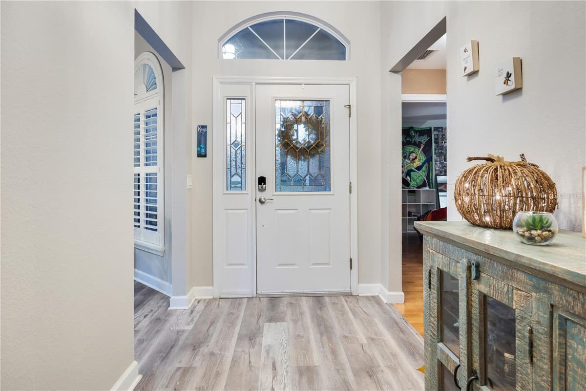9060 COUNTY ROAD 128C — photo 4 of 50