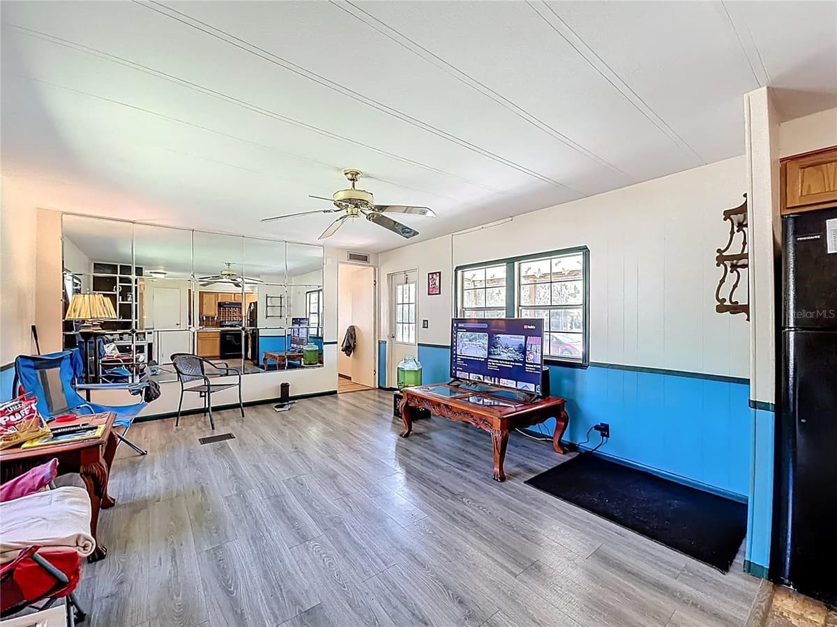 7951 PARTRIDGE LANE — photo 19 of 54