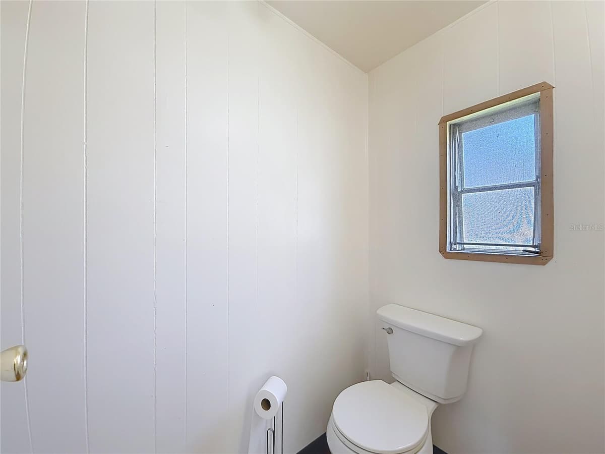 7951 PARTRIDGE LANE — photo 32 of 54