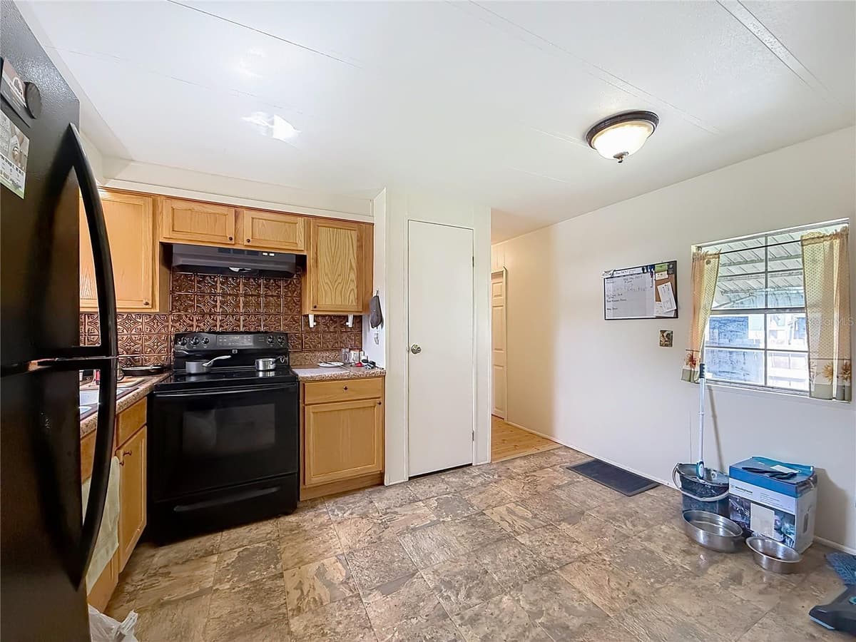 7951 PARTRIDGE LANE — photo 21 of 54