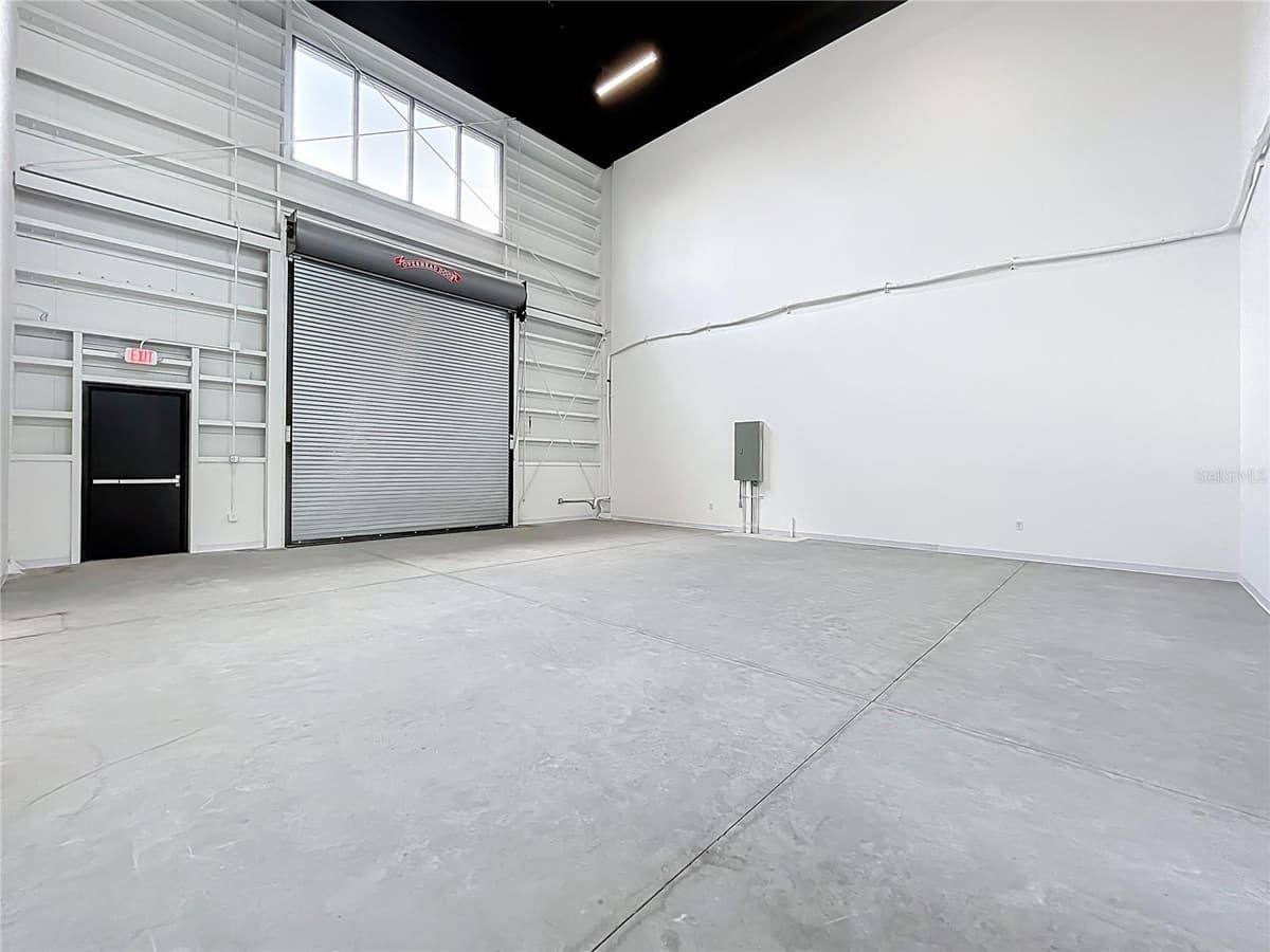 705 HENNIS ROAD — photo 14 of 18
