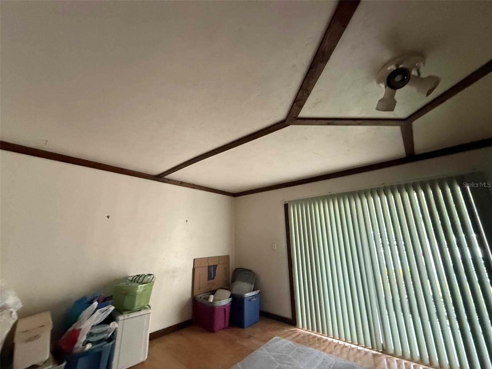 516 ORANGE DRIVE — photo 3 of 13