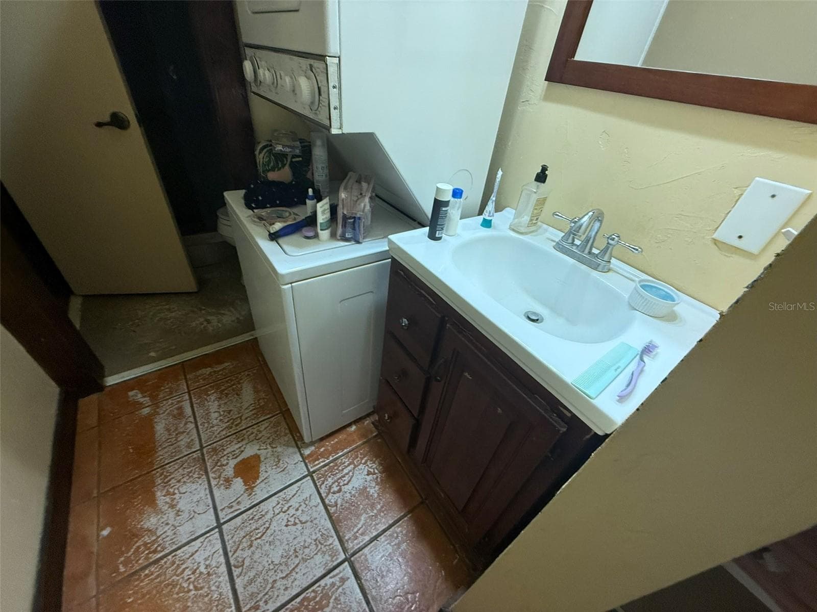 516 ORANGE DRIVE — photo 8 of 13