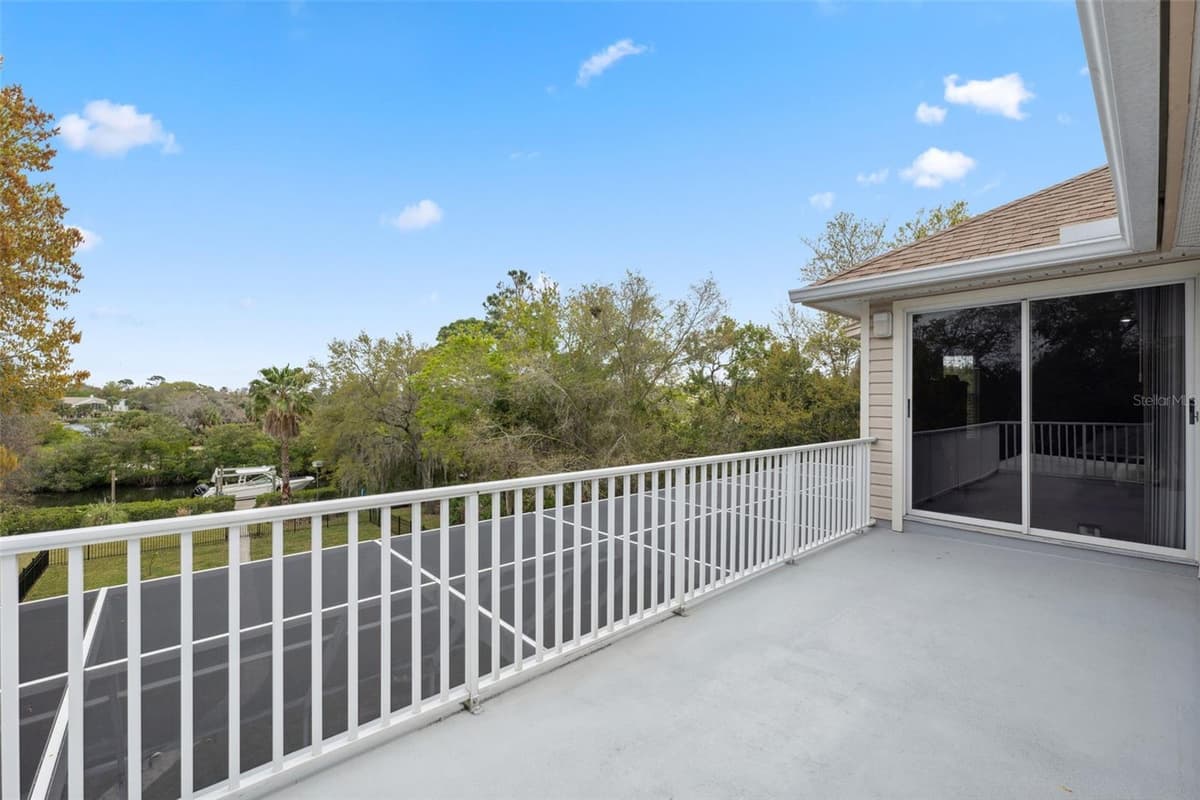 3114 BLUFF BOULEVARD — photo 38 of 84