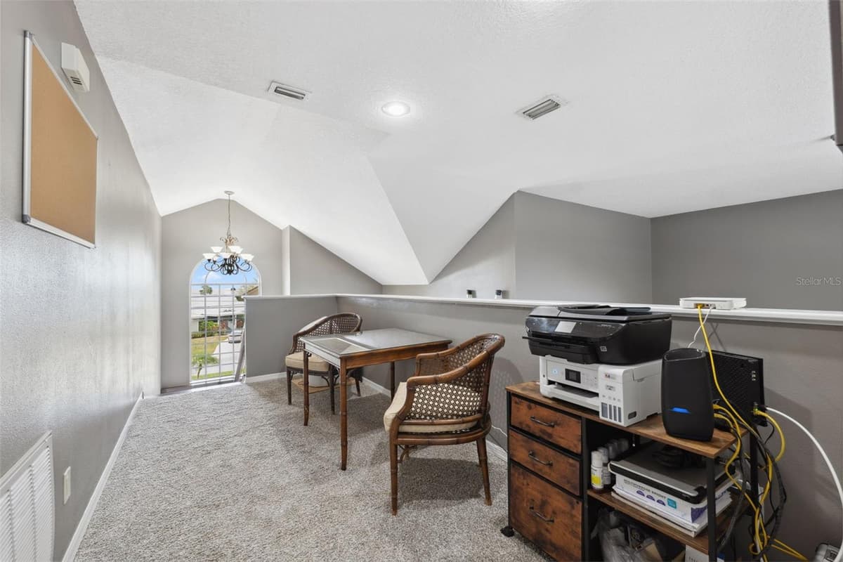 3114 BLUFF BOULEVARD — photo 34 of 84