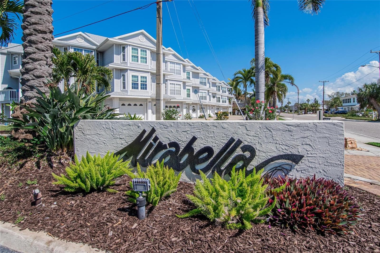 4639 MIRABELLA COURT — photo 46 of 52
