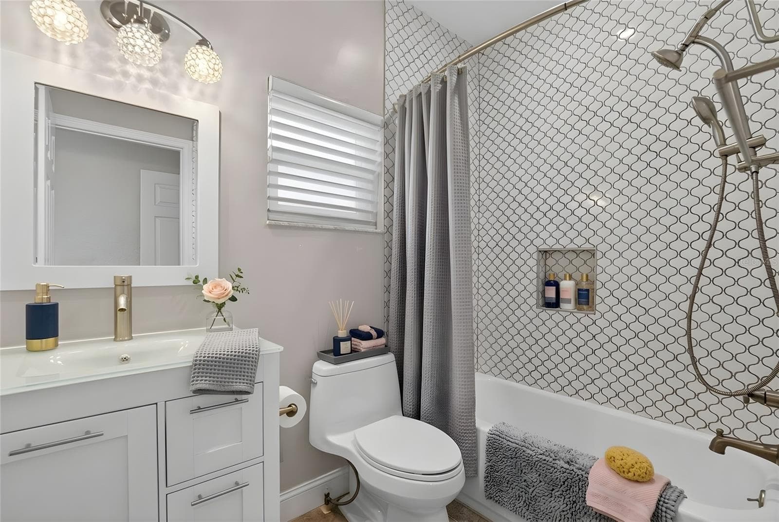 4639 MIRABELLA COURT — photo 17 of 52