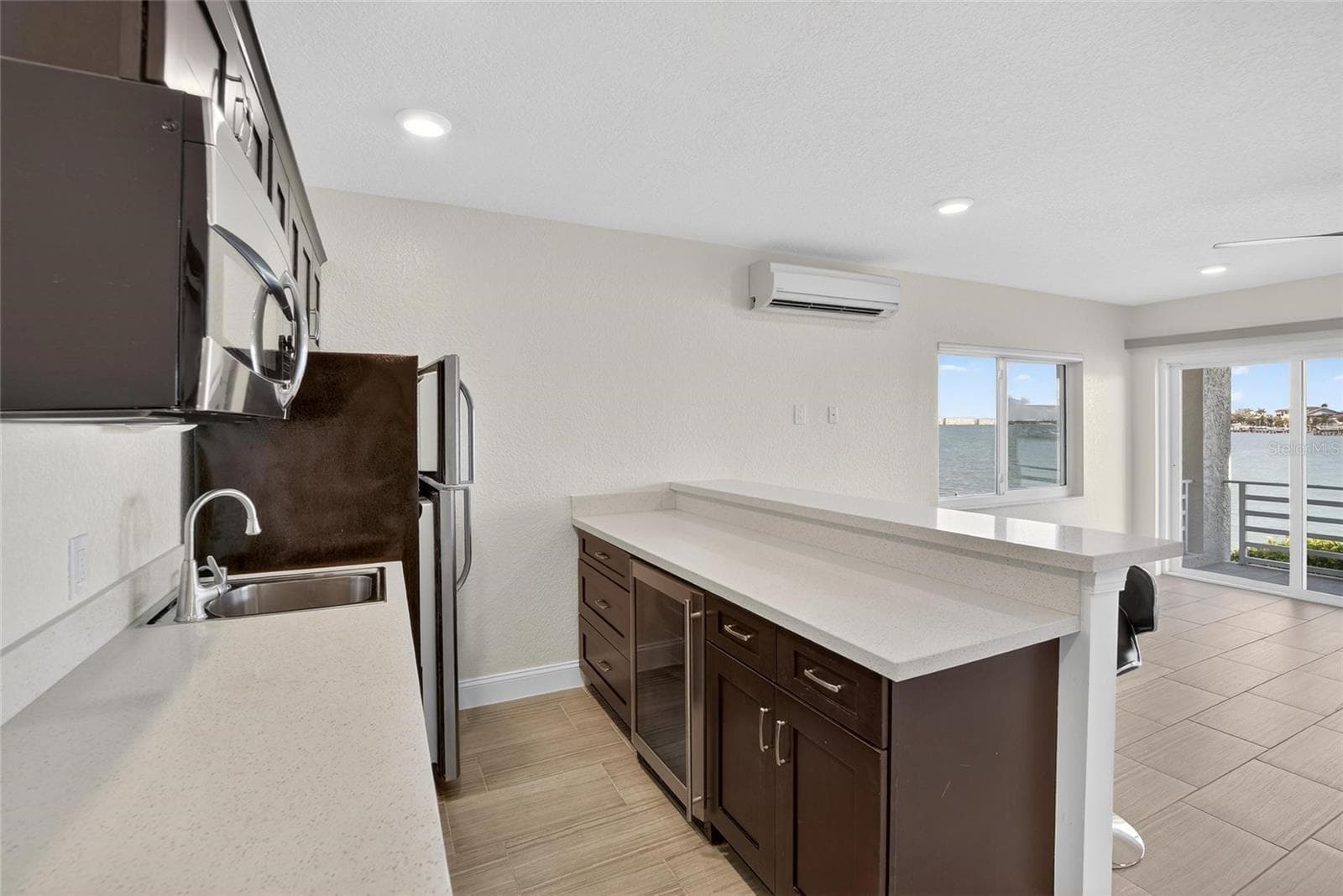 4639 MIRABELLA COURT — photo 24 of 52
