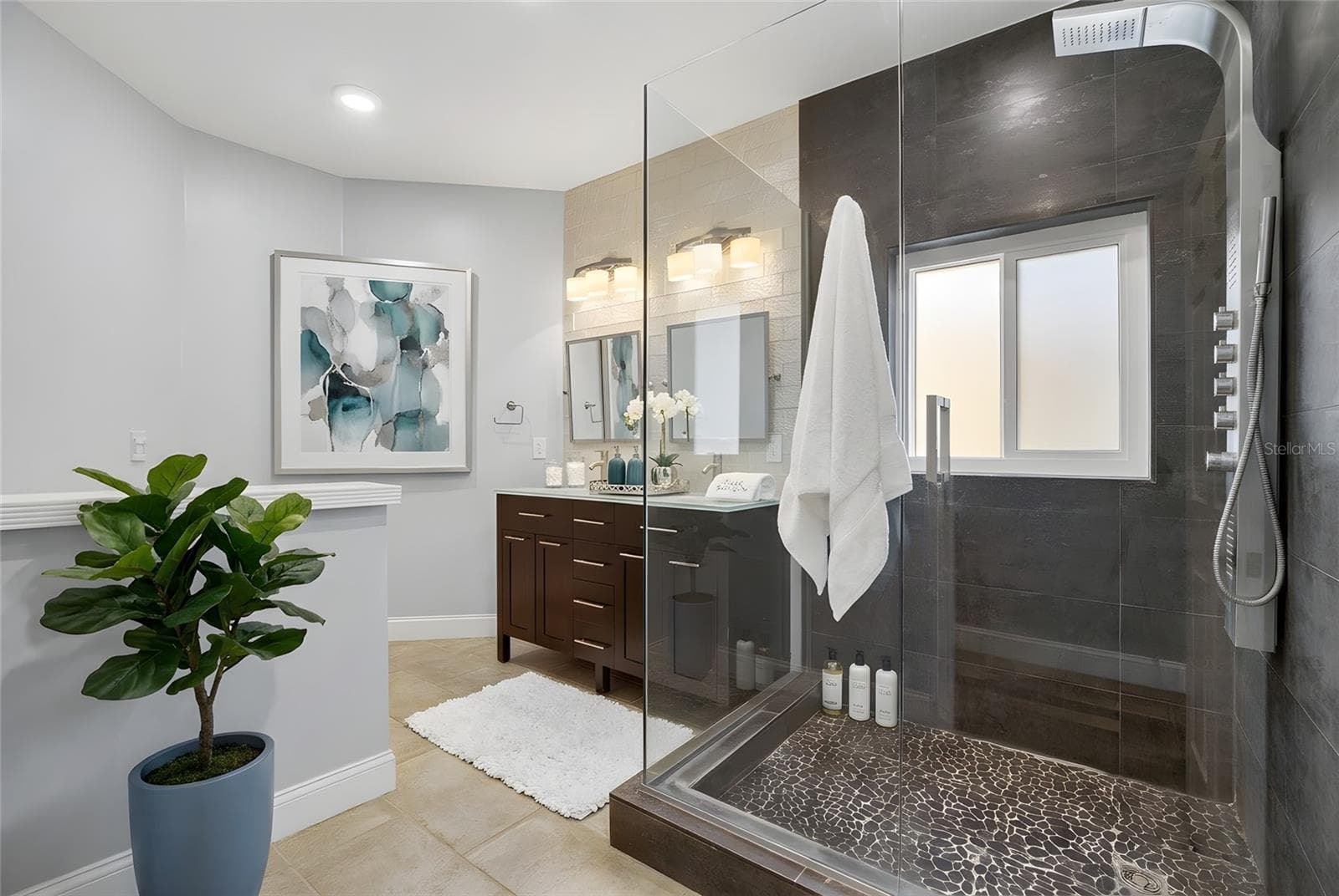 4639 MIRABELLA COURT — photo 13 of 52