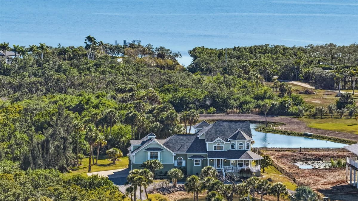 925 BAYSHORE DRIVE — photo 53 of 55