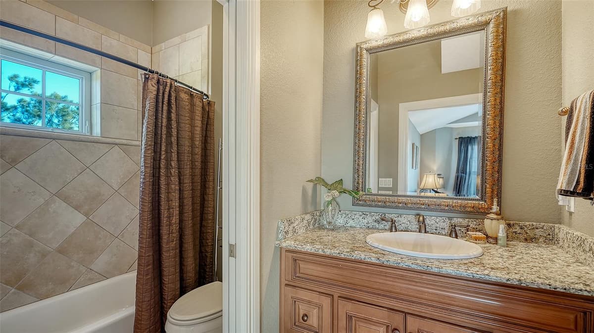 925 BAYSHORE DRIVE — photo 44 of 55