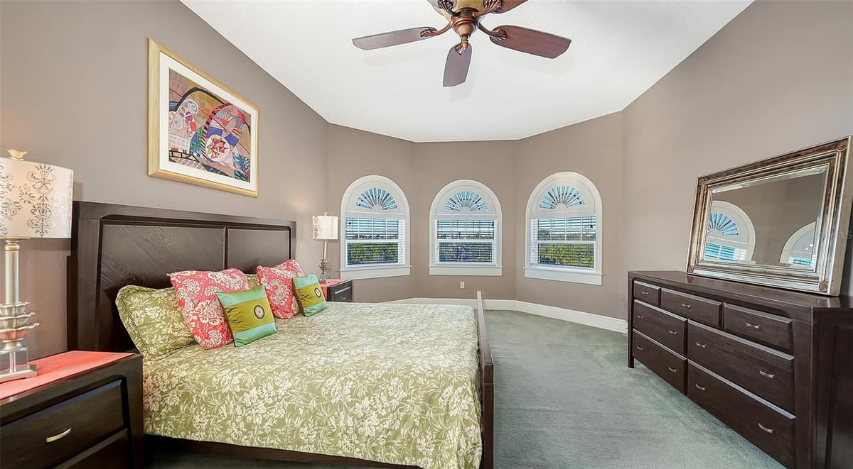 925 BAYSHORE DRIVE — photo 33 of 55