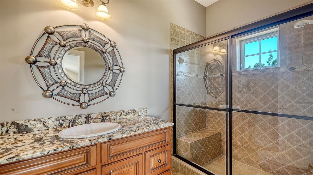 925 BAYSHORE DRIVE — photo 45 of 55