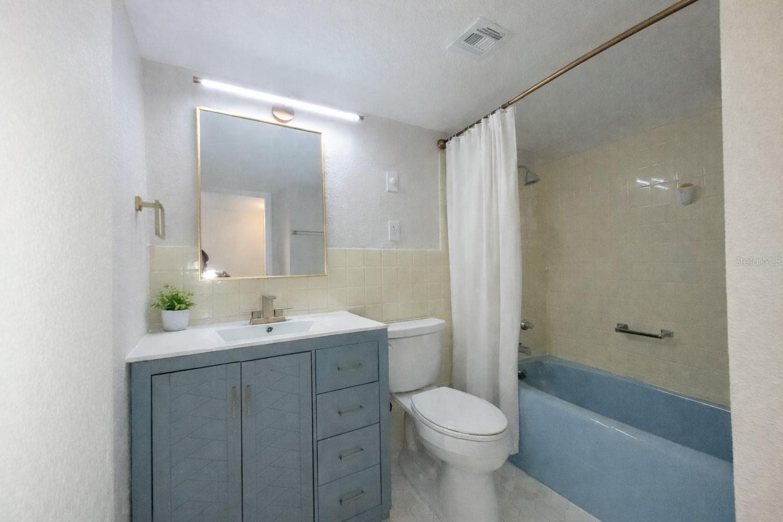 10355 PARADISE BOULEVARD — photo 42 of 70
