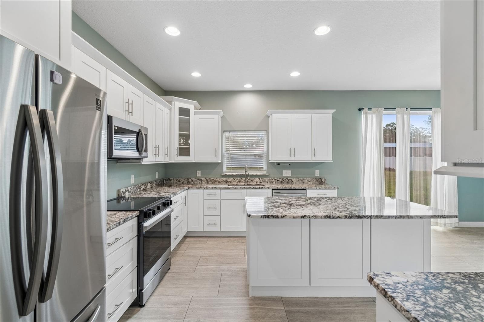 18098 MACEK RD — photo 8 of 34