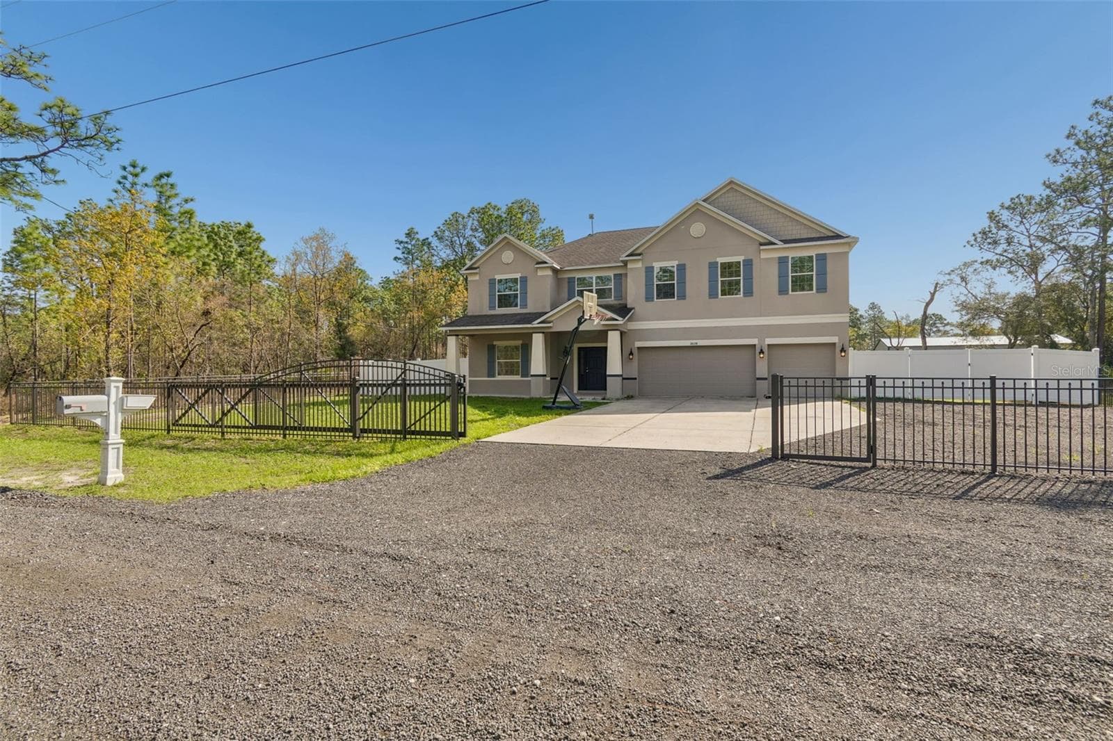 18098 MACEK RD — photo 2 of 34