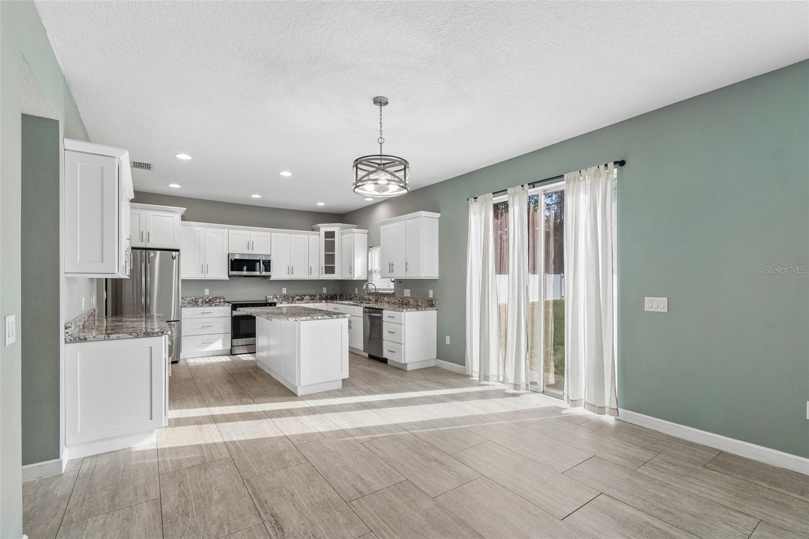 18098 MACEK RD — photo 10 of 34