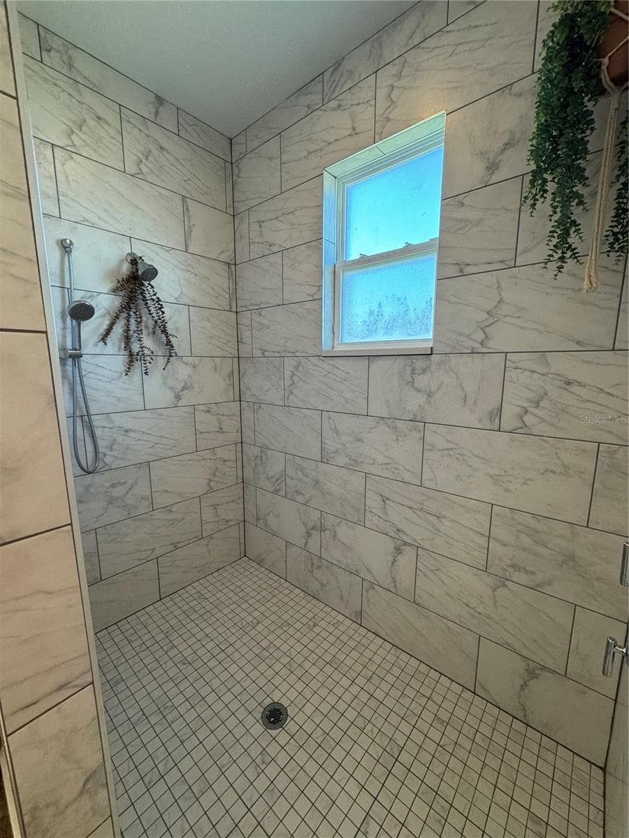 4155 ALBRITTON ROAD — photo 13 of 40