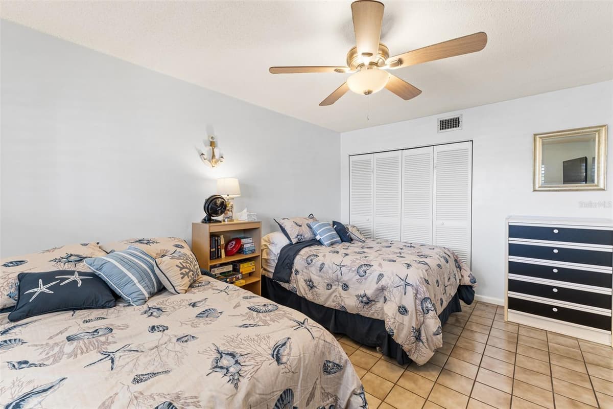 5000 OCEAN BEACH BOULEVARD — photo 12 of 37