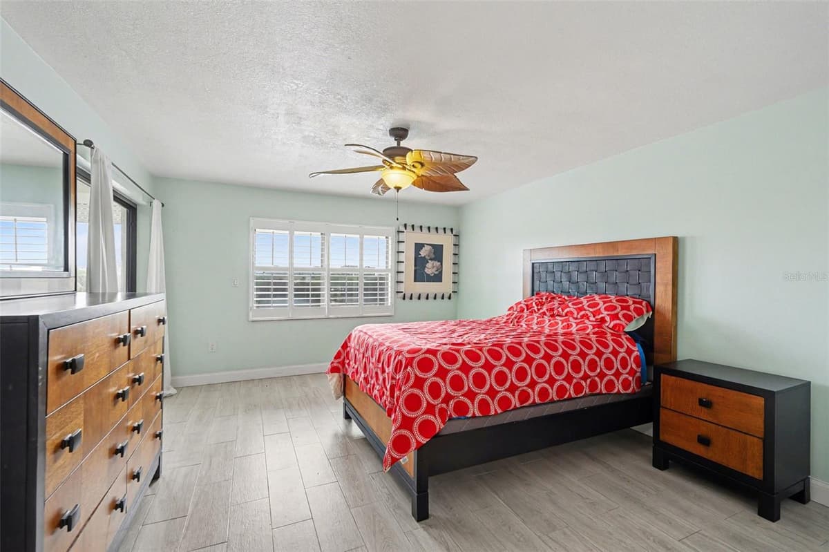 3613 BANANA RIVER BOULEVARD — photo 9 of 15