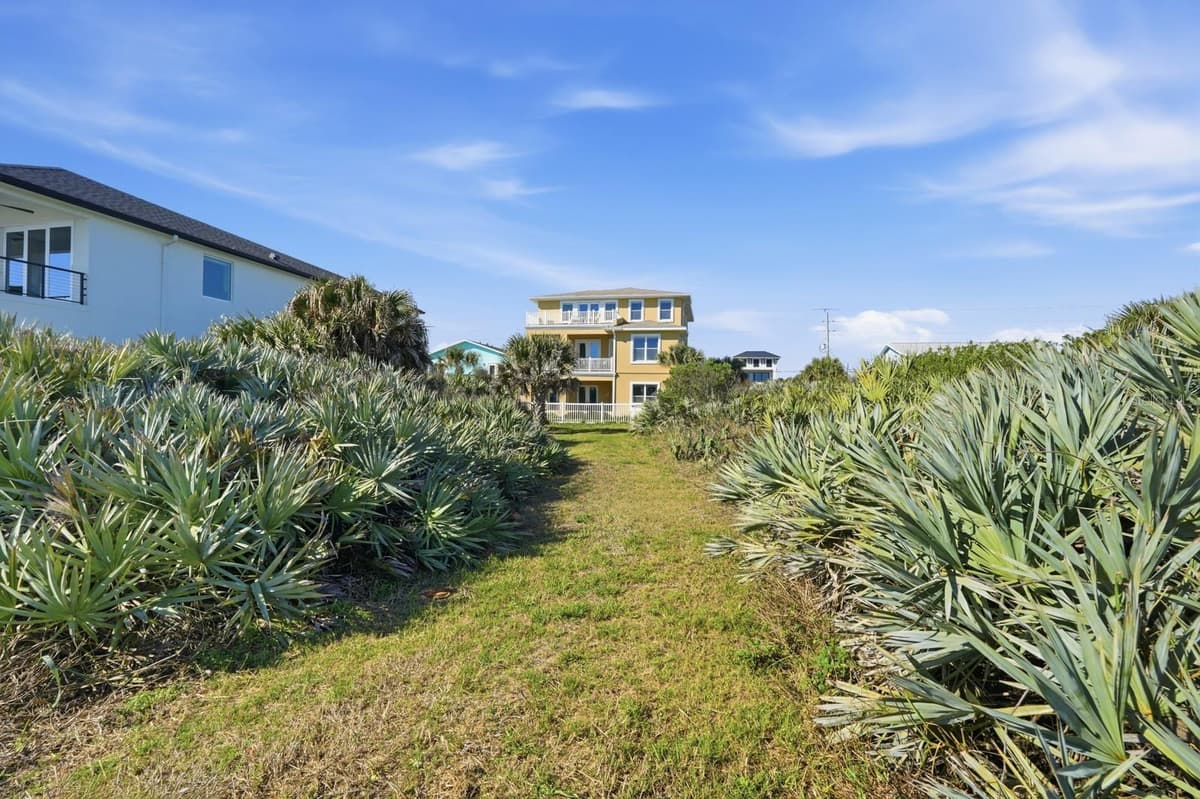 2208 OCEAN SHORE BOULEVARD — photo 4 of 19