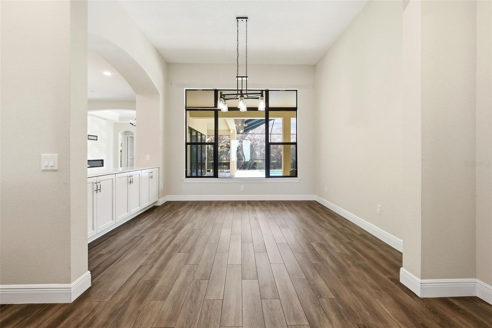 14907 TAVARES MILL AVENUE — photo 5 of 40