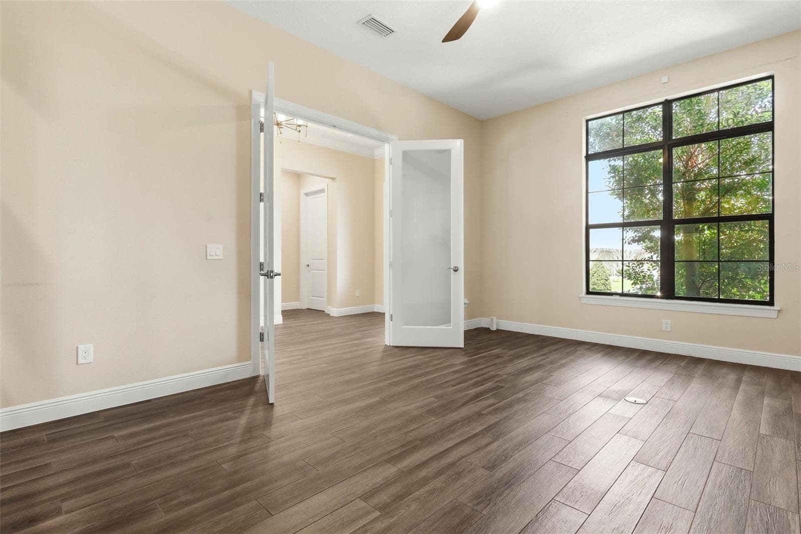14907 TAVARES MILL AVENUE — photo 11 of 40