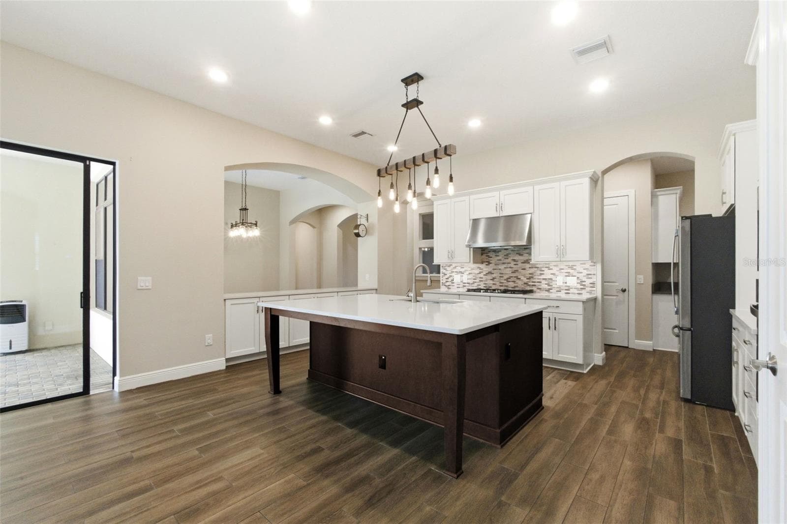 14907 TAVARES MILL AVENUE — photo 27 of 40