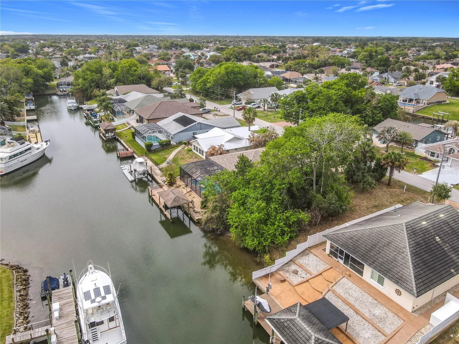 26 COMANCHE COURT — photo 20 of 23