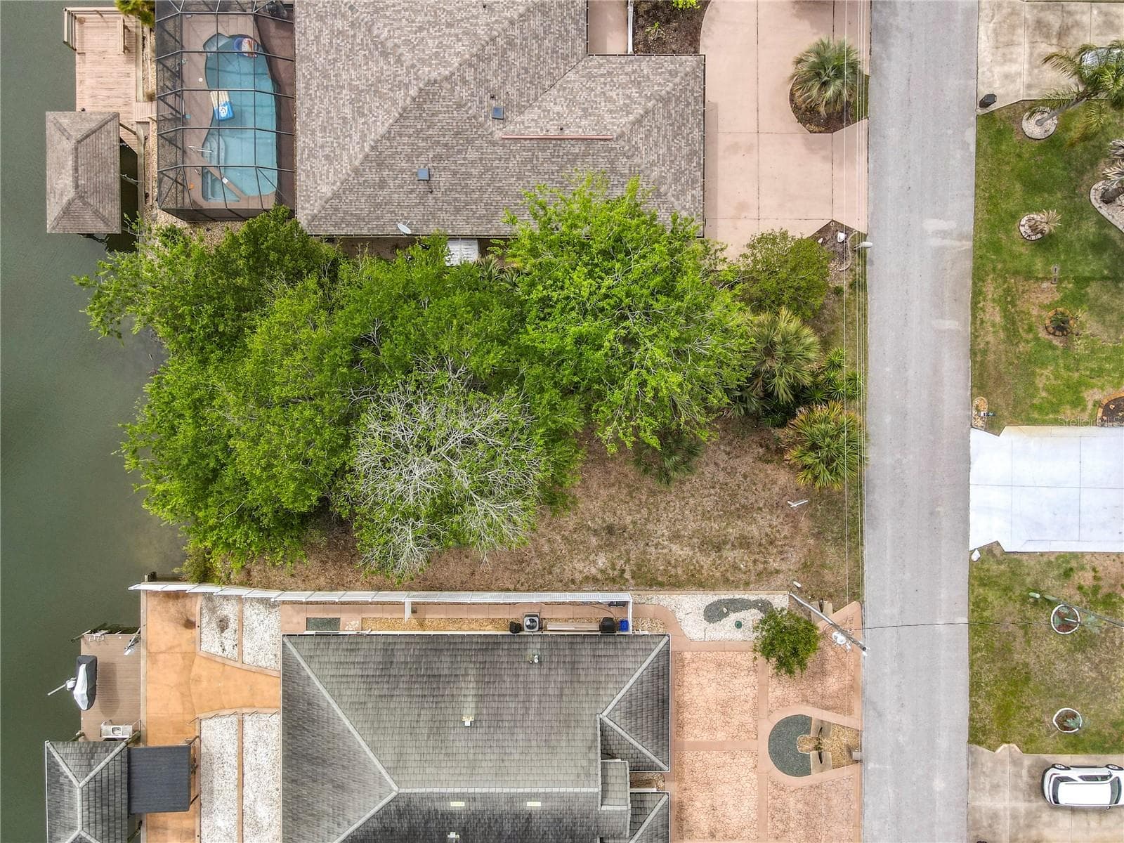 26 COMANCHE COURT — photo 3 of 23