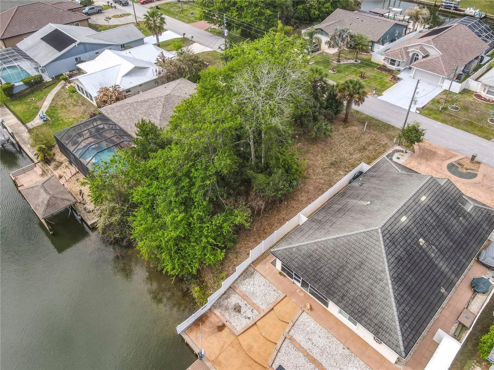 26 COMANCHE COURT — photo 6 of 23
